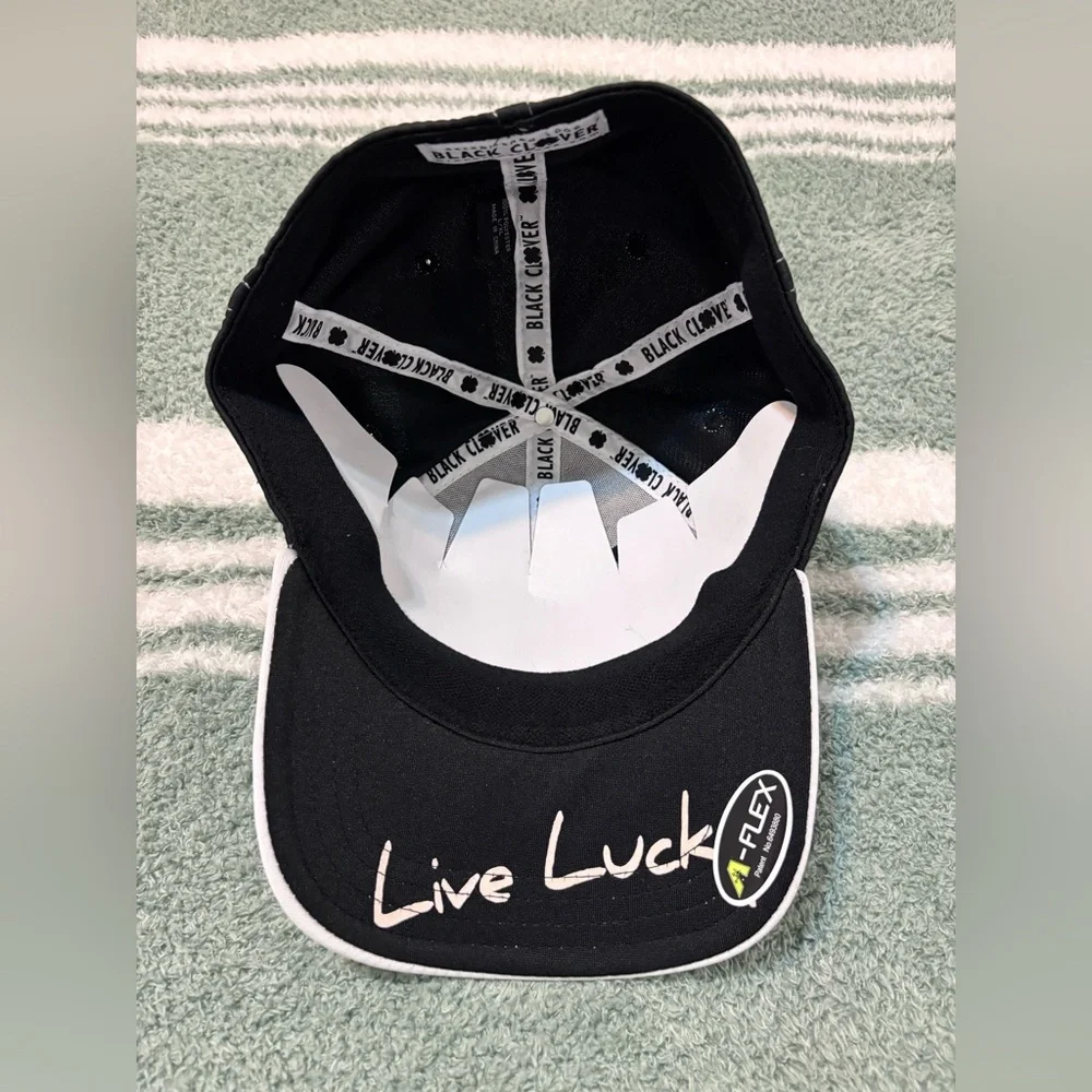 Black Clover 🍀 Live Lucky Black & White Clover Golf Lid L/XL - Picture 4 of 4